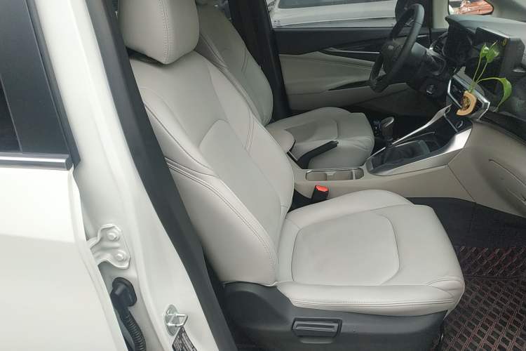 Used SAIC MAXUS G50 2023 1.5T Manual Comfort A