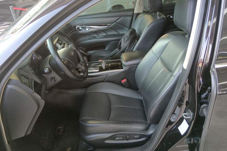 Used Infiniti Q70 2017 Q70L 2.5L Elite Edition