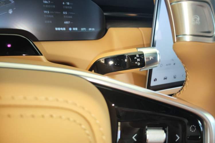 Used Zeekr 9X 2025 Hyper Edition Gear Lever