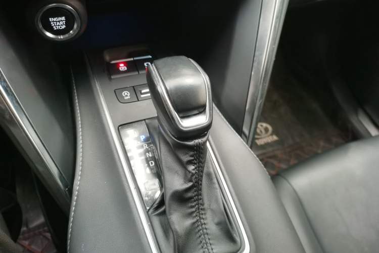 Used Toyota Venza 2024 2.0L CVT Two-Wheel Drive Luxury Edition