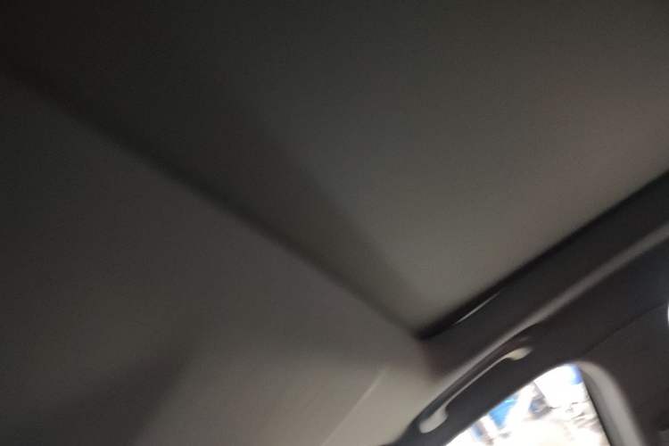 Used CHANGAN UNI-V 2022 1.5T Prestige Version Headliner