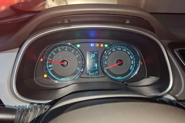 Used Chevrolet Lova RV 2016 1.5L Automatic Comfort Edition