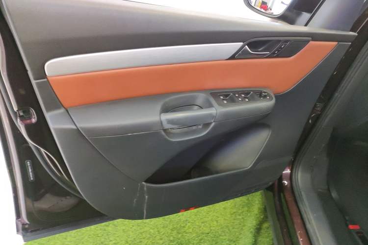 Used Volkswagen Sharan 2016 380TSI Comfort Edition 7-Seater
