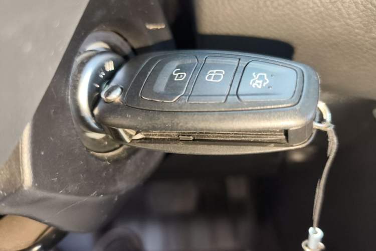 Used Ford Focus 2012 Hatchback 2.0L Automatic Luxury Sport Model
