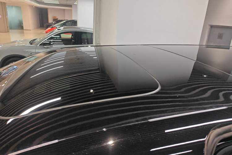 Used Zeekr 009 2024 7-Seater Walk-Through Version Four-Wheel Drive 108 kWh
