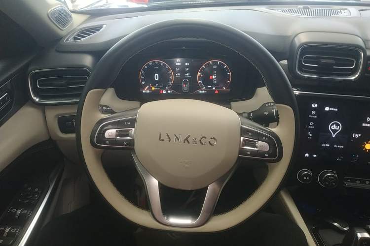 Used Lynk & Co 02 2021 2.0TD Automatic Two-Wheel Drive Zhaoshang Champion Edition Steering Wheel