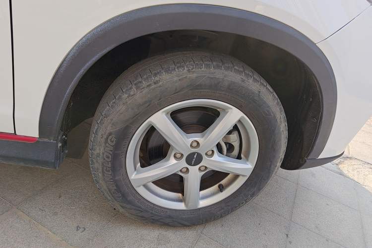 Used Dongfeng Fengon 500 2022 1.5L CVT Enjoyment Version
