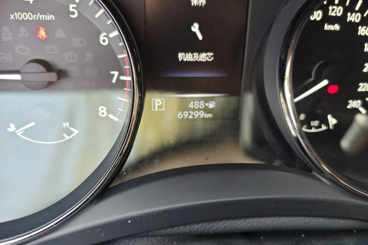 Used Nissan X-Trail 2019 2.0L CVT Smart Connect Comfort Edition 2WD Odometer Close Up