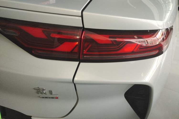 Used BYD Song L EV 2025 662 km Ultra-Range Version
