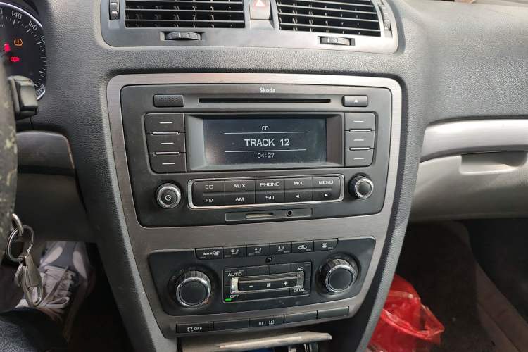 Used Skoda Octavia 2013 1.4TSI DSG Yijun Edition