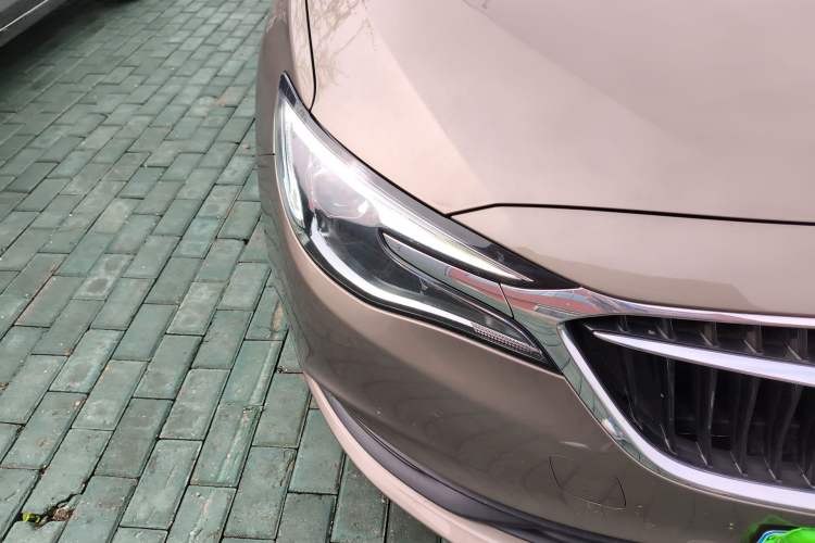 Used Buick GT 2021 Revised Version Flagship 1.5L Automatic Elite Edition Right Front Headlight