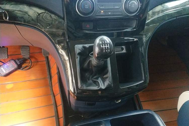 Used FORTHING Lingzhi PLUS 2024 1.5T Manual Luxury 7-Seater