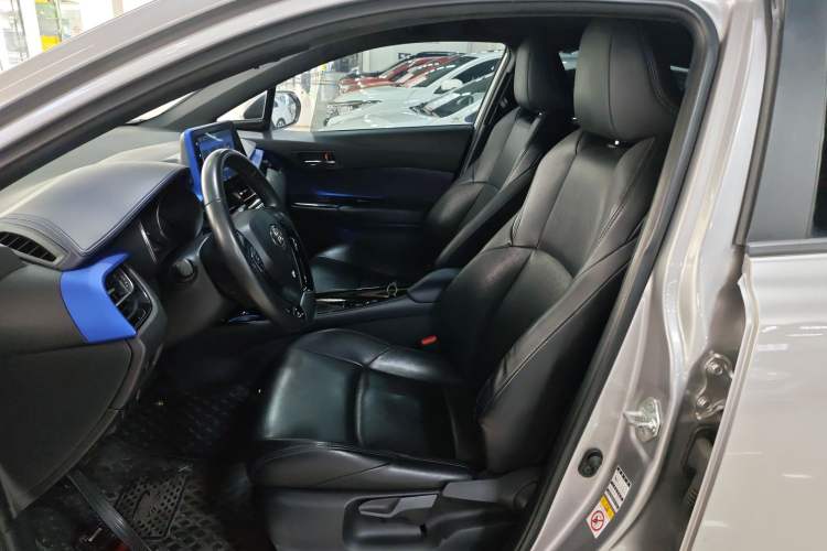 Used Toyota IZOA 2018 2.0L Yichi Edition China V Standard Left Front Seat