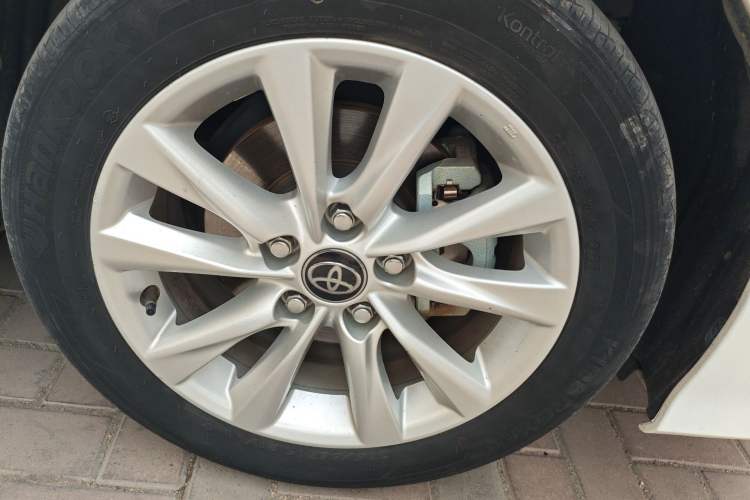 Used Toyota Corolla 2023 1.8L Smart Electric Hybrid Dual-Motor Elite Edition Right Front Wheel Hub
