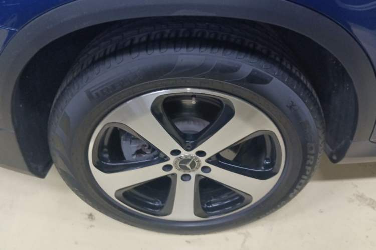 Used Mercedes-Benz GLC Coupe 2017 GLC 200 4MATIC Coupe SUV Exterior 5