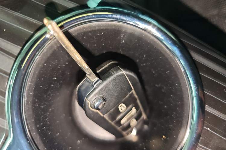 Used Peugeot 3008 2015 1.6THP Automatic Trend Edition
