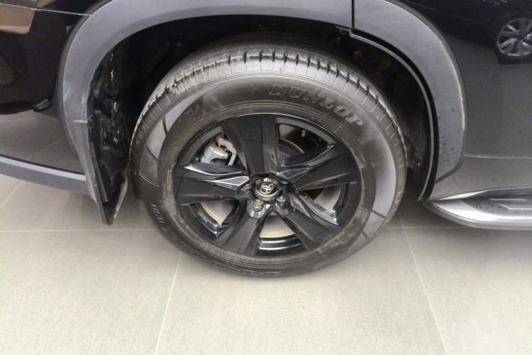 Used Toyota Highlander 2024 2.5L Smart Electric Hybrid Dual-Motor Two-Wheel-Drive Elite Edition 5 Seats Right Rear Wheel Hub