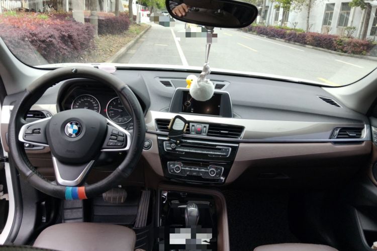 Used BMW X1 2016 sDrive20Li Luxury Model Center Console