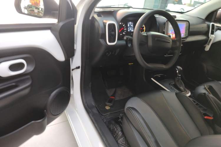 Used Roewe Clever 2022 311km QiQi BoBo Edition