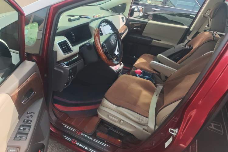 Used Honda Odyssey 2015 2.4L Smart Edition Driver Seat