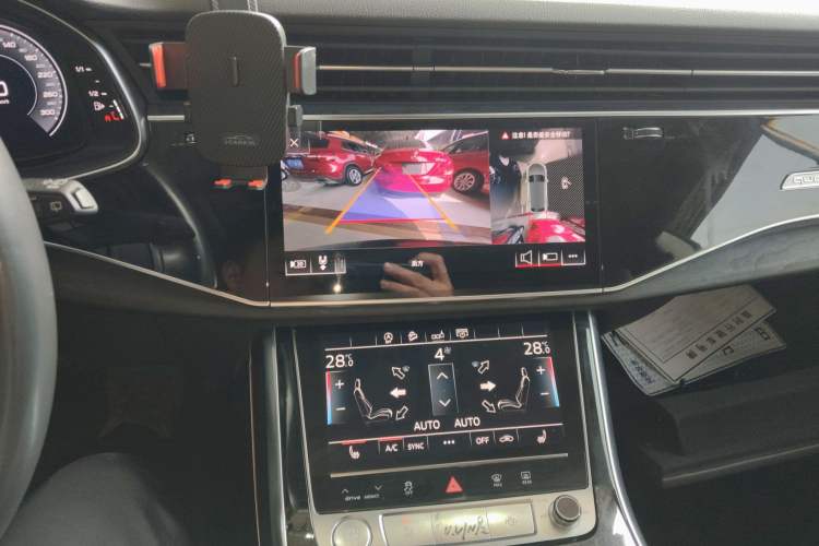 Used Audi Q8 2019 55 TFSI Luxury Dynamic Model