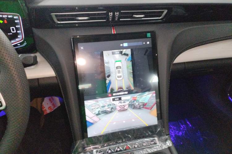 Used Hongqi H5 2025 1.5T DCT Qiyun 500 000th Unit Commemorative Edition
