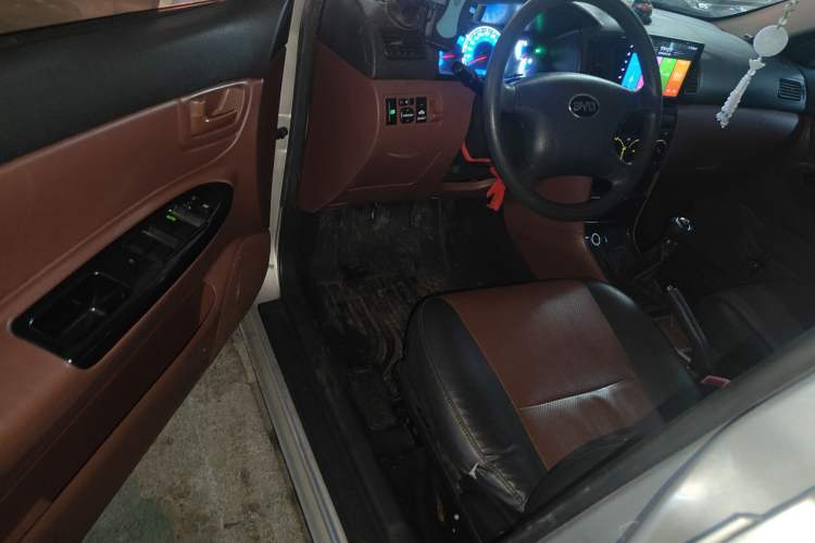 Used BYD F3 2012 Energy-Saving Model 1.5L Manual Comfort Version
