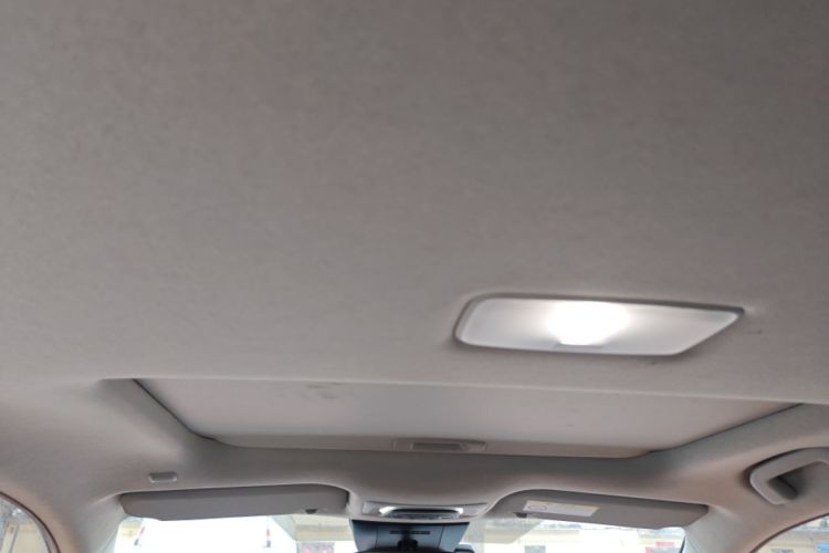 Used Toyota Corolla Cross 2024 2.0L Smart Electric Hybrid Dual-Engine Elite Edition Headliner