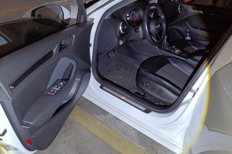 Used Audi A3 2018 30th Anniversary Edition Sportback 35 TFSI Fashion Model