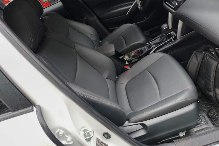 Used Toyota Corolla Cross 2022 2.0L Deluxe Edition Right Front Seat