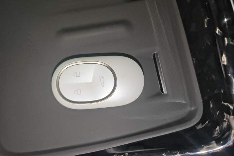 Used Nio ET5 2025 Model Champion Commemorative Edition, 75kWh
