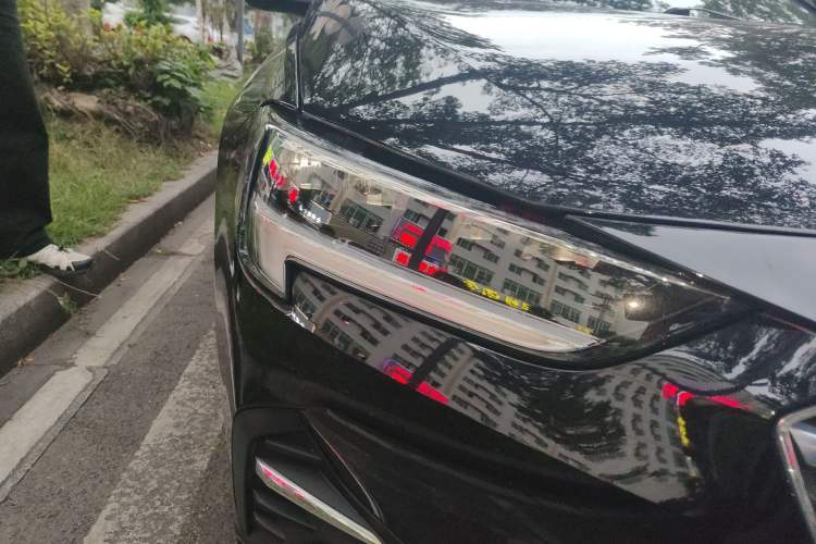 Used Buick Regal 2022 552T Smart Edition Right Front Headlight