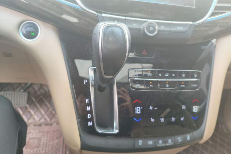 Used Buick GL8 2017 ES 28T Flagship Model China V Standard
