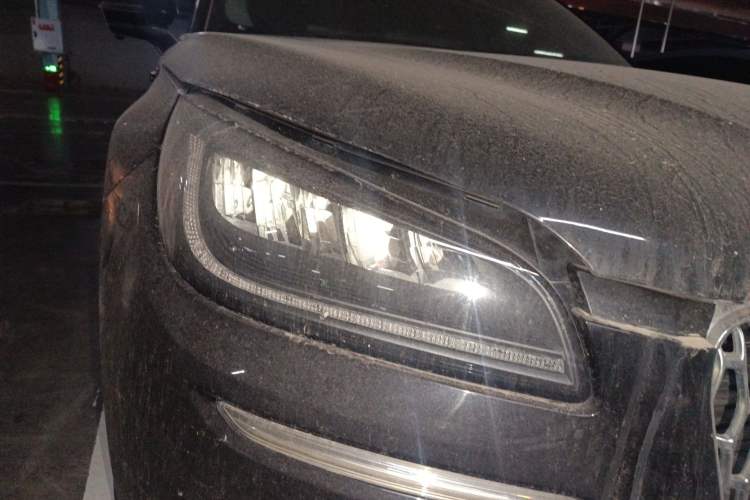 Used Lincoln Corsair 2022 2.0T Two-Wheel Drive Deluxe Edition Right Front Headlight