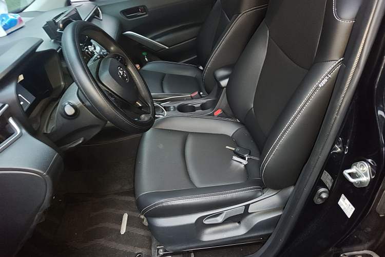 Used Toyota Corolla Cross 2024 2.0L Pioneer Edition Left Front Seat