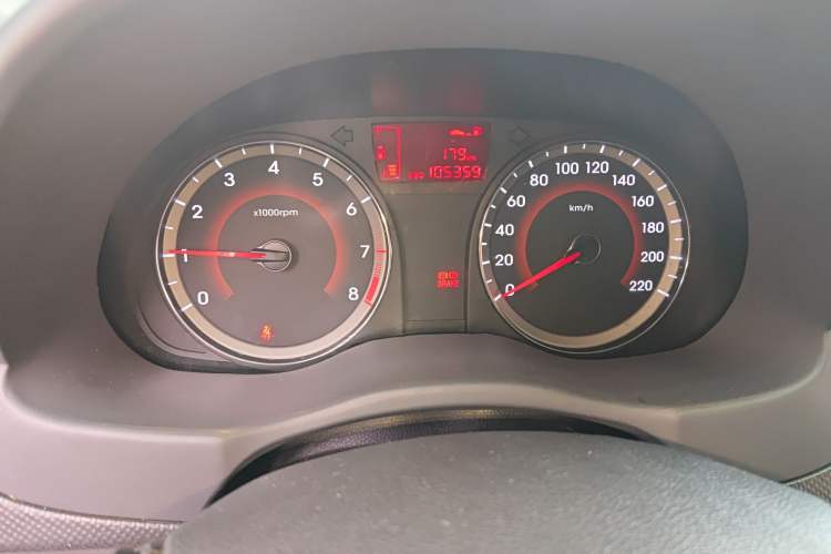 Used Hyundai Verna (older generation) 2014 1.4L Manual Top-Tier Model TOP
