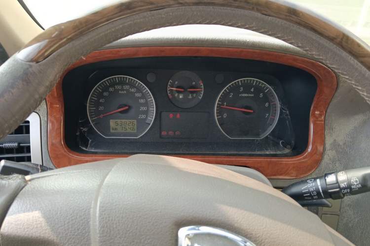 Used Foton MP-X E 2014 2.4L Wealth Express Comfort Edition 4G64