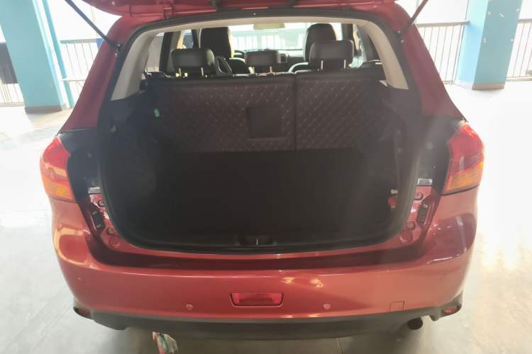 Used Mitsubishi ASX 2016 2.0L CVT Two-Wheel Drive Navigation Edition