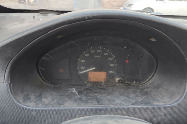 Used Wuling Rongguang 2011 1.2L Base Version
