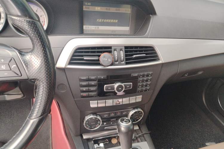 Used Mercedes-Benz C-Class 2011 C 200 Fashion Travel Edition