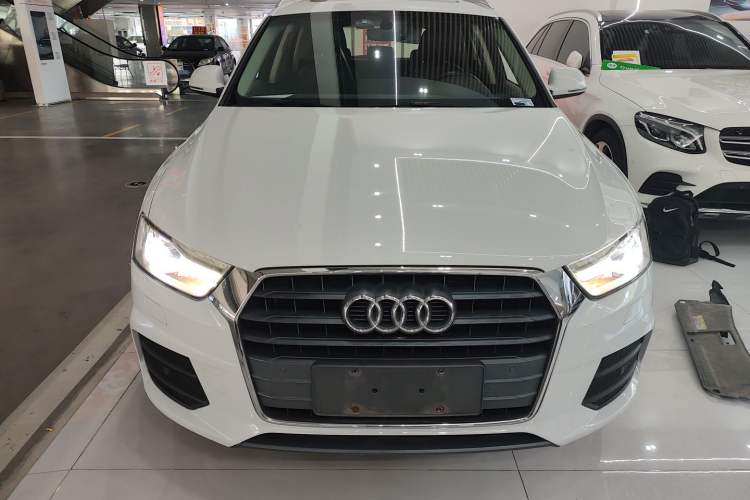 Used Audi Q3 2017 35 TFSI Fashion Model
