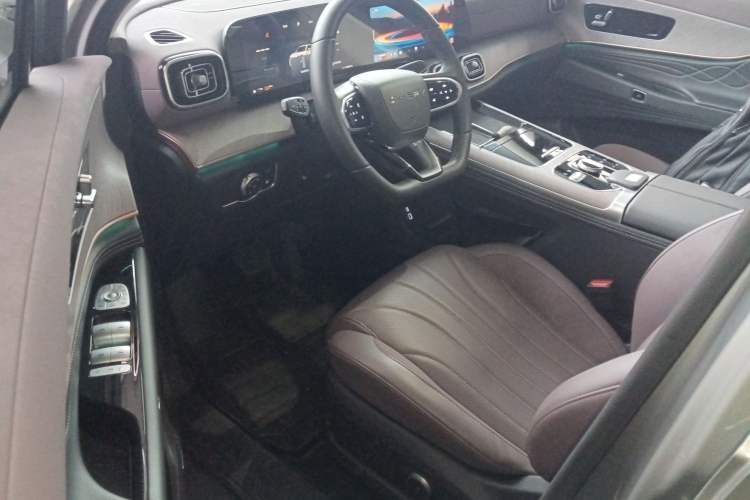 Used Chery Tiggo 9 C-DM 2025 1.5T 106KM Ultra-Comfort Edition 5 Seats Lithium-NMC