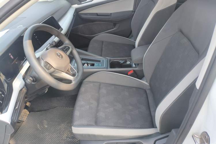 Used Volkswagen Golf 2023 200TSI DSG Left Front Seat