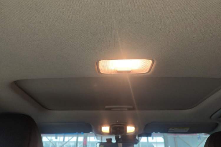 Used Hyundai Elantra 2021 1.5L CVT LUX Prestige Edition
