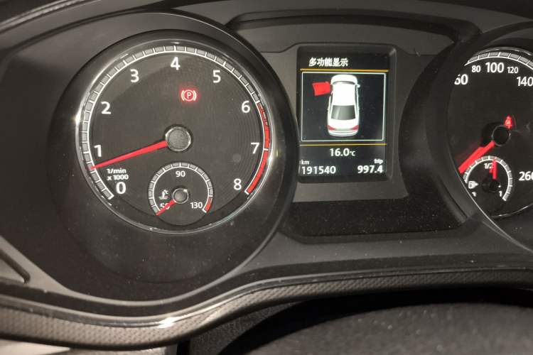 Used Volkswagen Passat 2016 330TSI DSG Prestige Edition Odometer Close Up