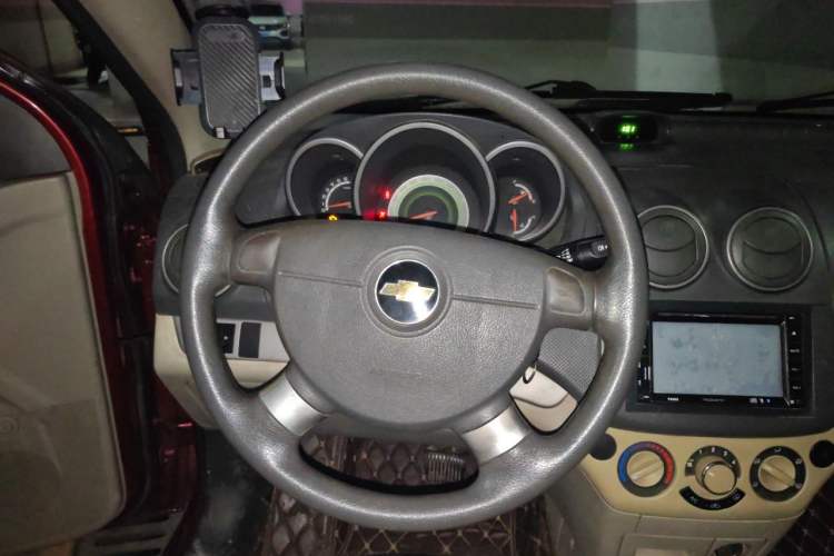 Used Chevrolet Lova 2010 1.4 AT Fashion Edition
