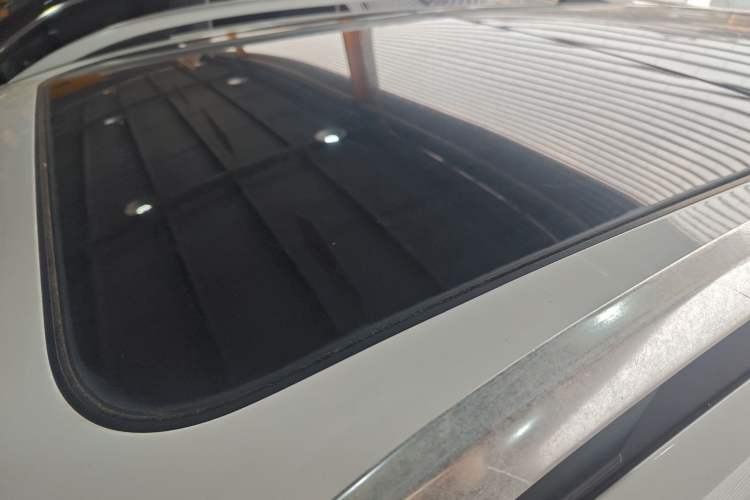 Used MG ZS 2018 1.5L Automatic Luxury Edition China V Standard