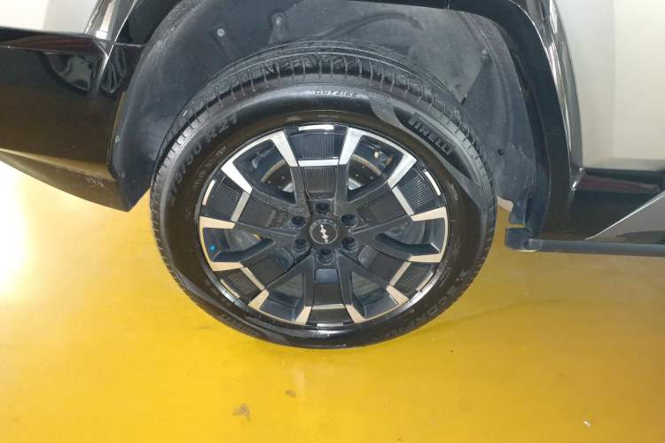 Used Formula Leopard 8 2025 Smart & Brave Flagship Edition 7 Seats
