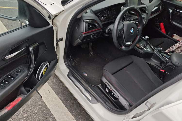 Used BMW 1 Series 2013 Revised 118i Sport Edition Driver Seat