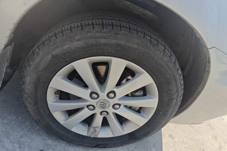 Used Buick GL8 2014 2.4L Classic Edition
